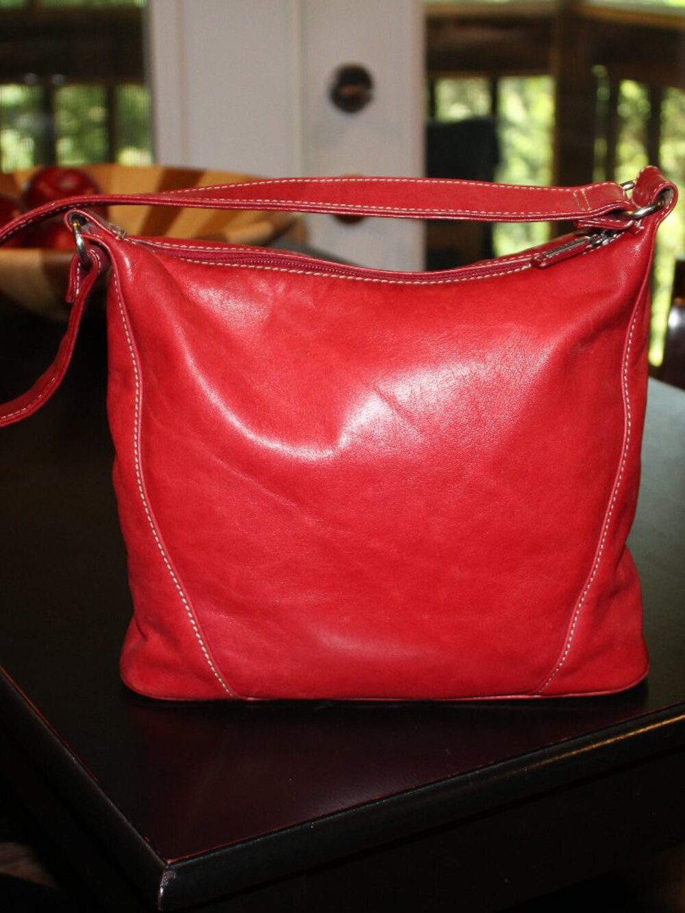 Fossil Vintage Tomato 🍅 Red Genuine Leather Shoulder Bag Hobo Classic #75082